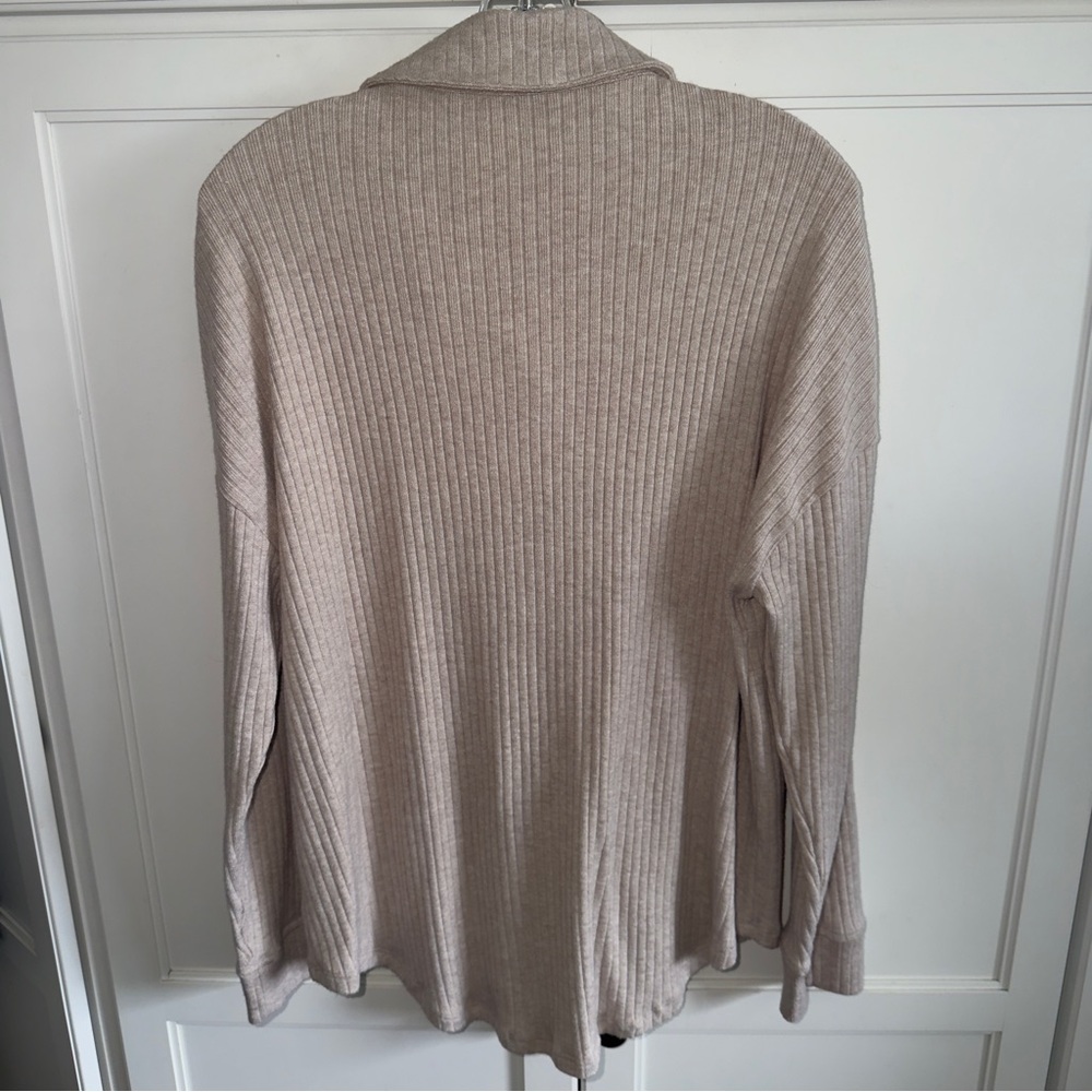 Roudelain Women's Ribbed Sweater-Knit Sleep Tunic Button-Up Top Light Taupe Med - Picture 3 of 8